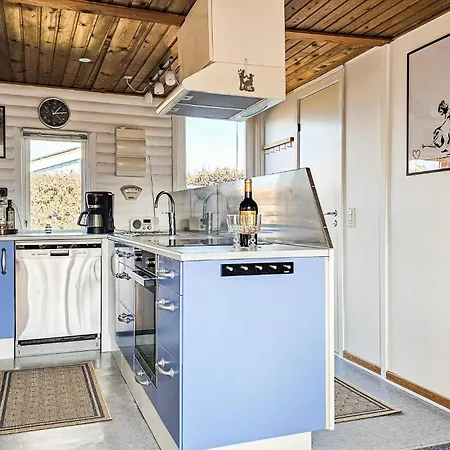 3 Bedroom Stunning In Ferienhaus Haderslev